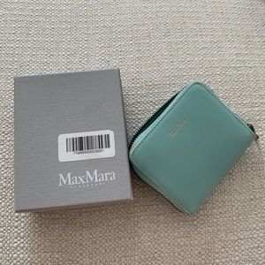 Authentic Maxmara compact wallet, Made in Italy